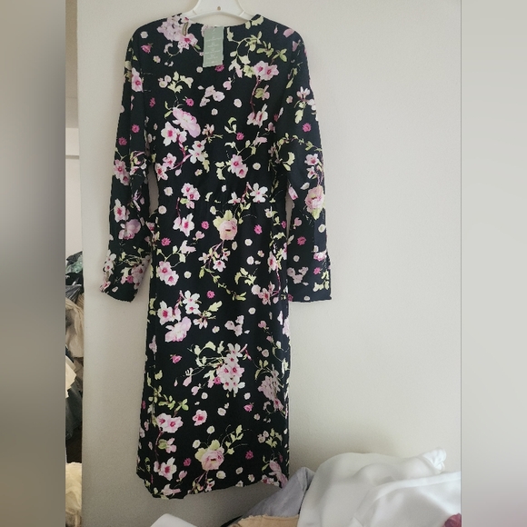 H&M  Wrap Dress Floral Black BNWT - Picture 15 of 16